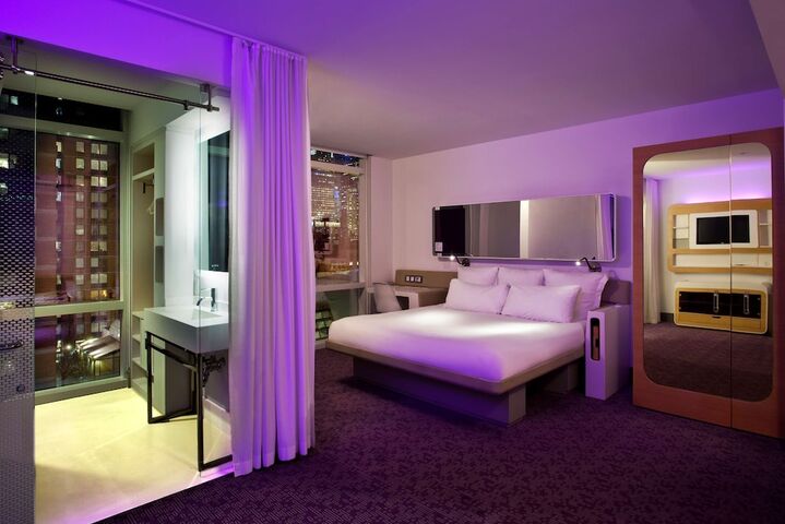 Room 47 of 101