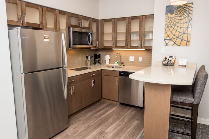 Staybridge Suites Houston - Humble Beltway 8 E by IHG
