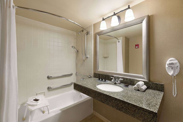 Wingate by Wyndham Greenwood Village / Denver Tech