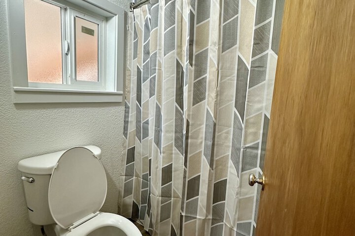 Room 13 of 42