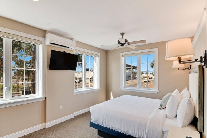 The Port Inn - Port St. Joe an Ascend Collection Hotel