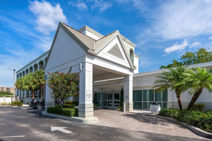 Hotel 4 of 56