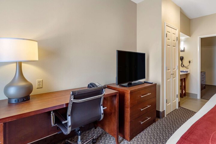 Room 28 of 45