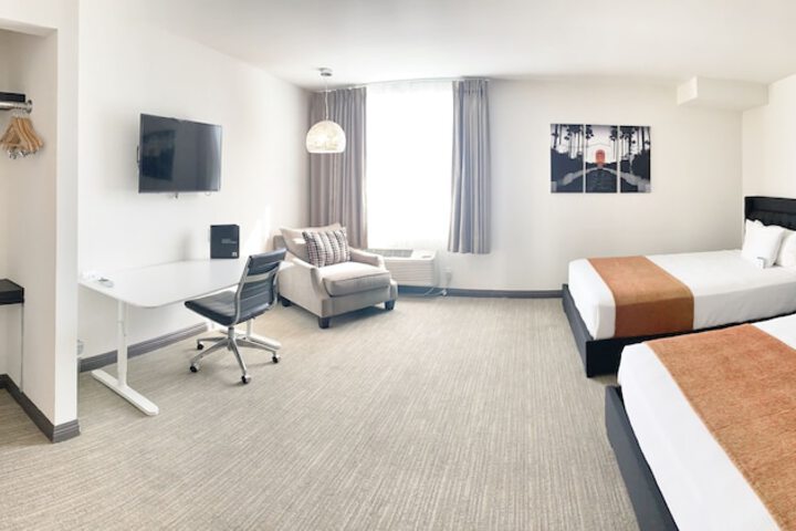 Room 41 of 62