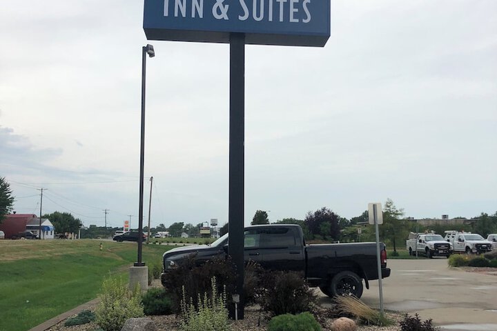 Hotel 7 of 104