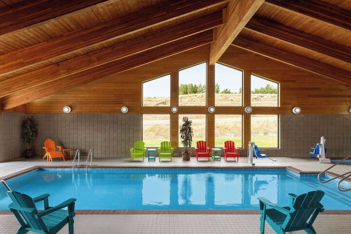 Pool 6 of 60