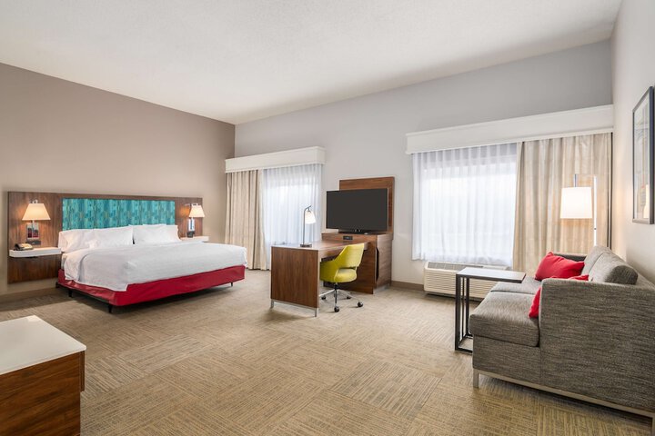 Room 22 of 46