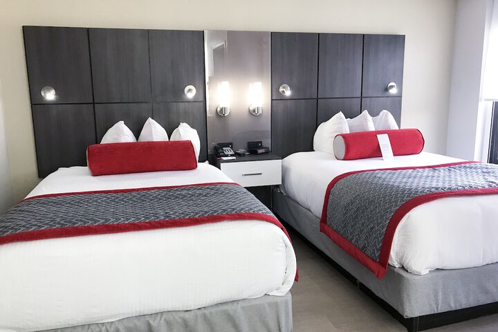 Ramada by Wyndham Suites Orlando Airport