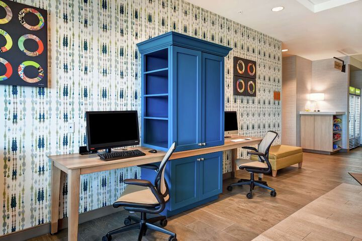 Business Center 45 of 45