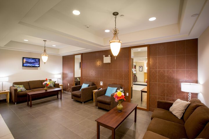Hotel 2 of 68