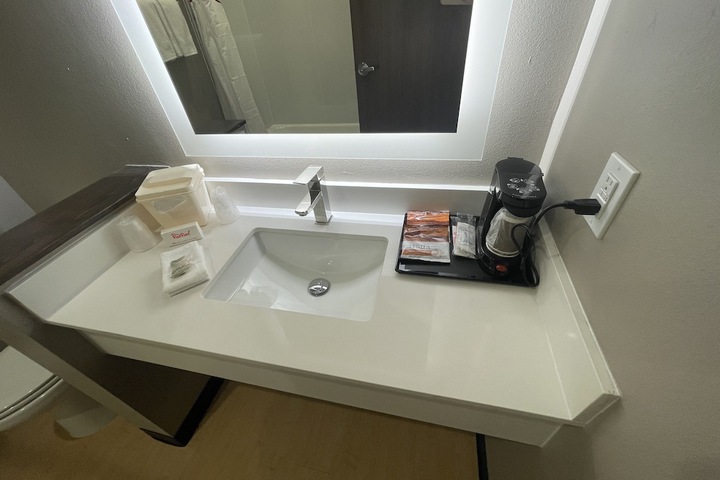 Room 21 of 30