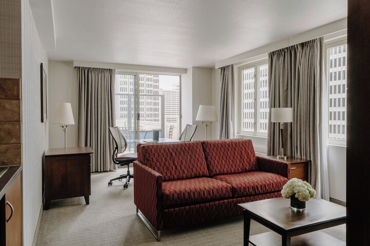 Room 26 of 61