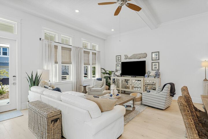 Prominence on 30A by Panhandle Getaways