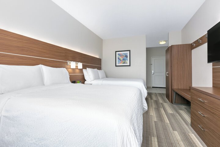 Holiday Inn Express Hotel & Suites Clute - Lake Jackson by IHG