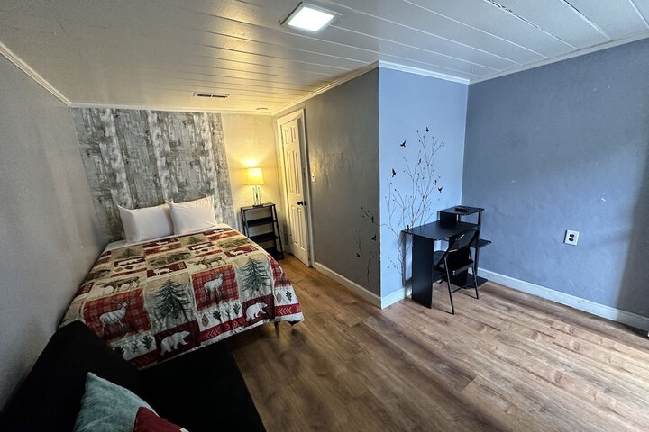 Room 5 of 36