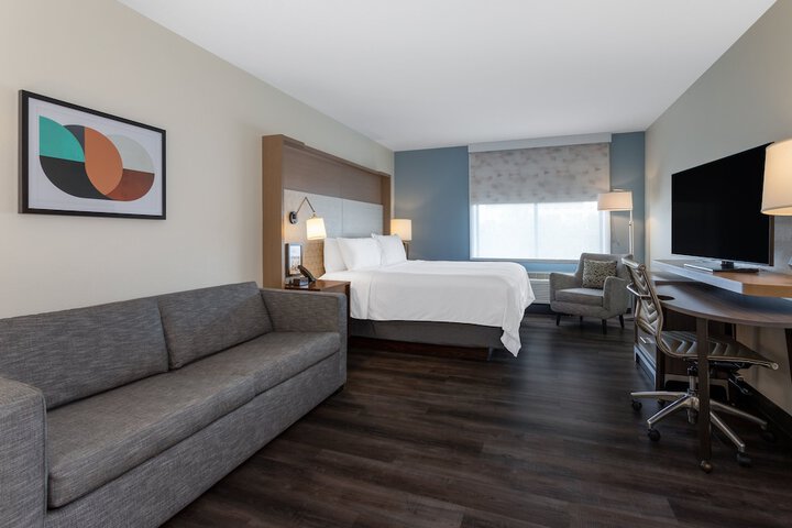 Room 31 of 40
