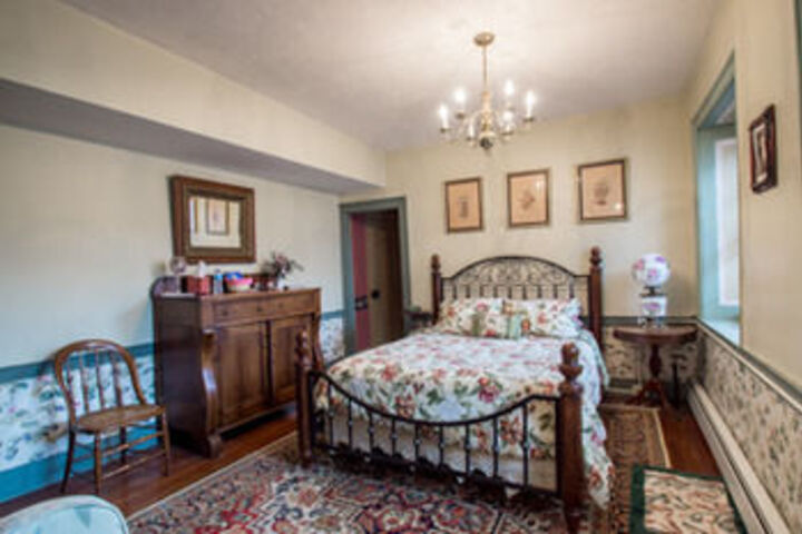 The Historic Fairfield Inn