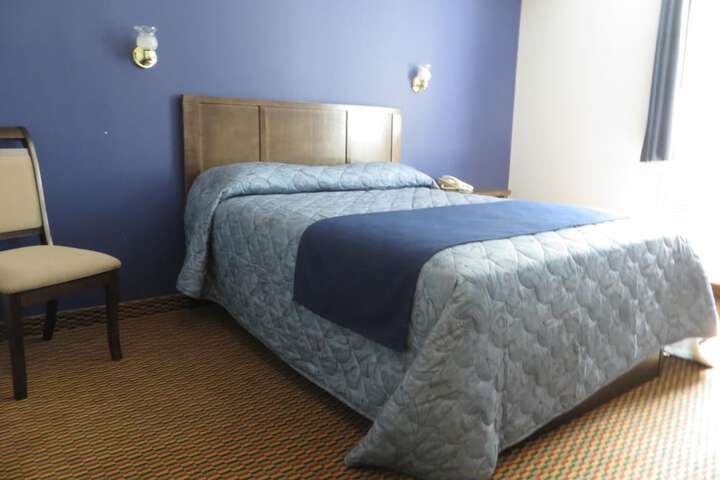 Room 30 of 48