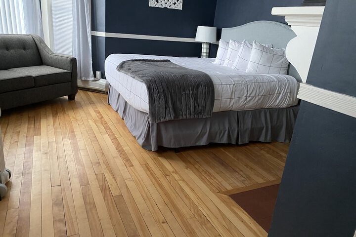 Room 46 of 61