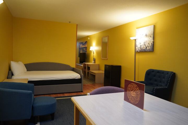 Room 49 of 128