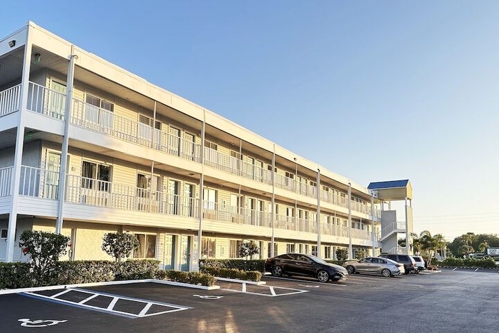 Hotel 3 of 23