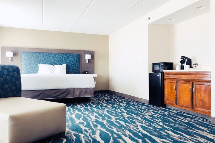 Room 30 of 72