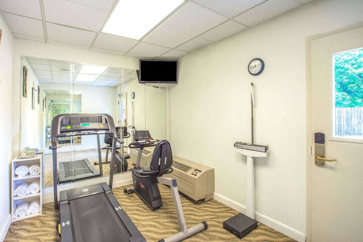 Days Inn by Wyndham Salem
