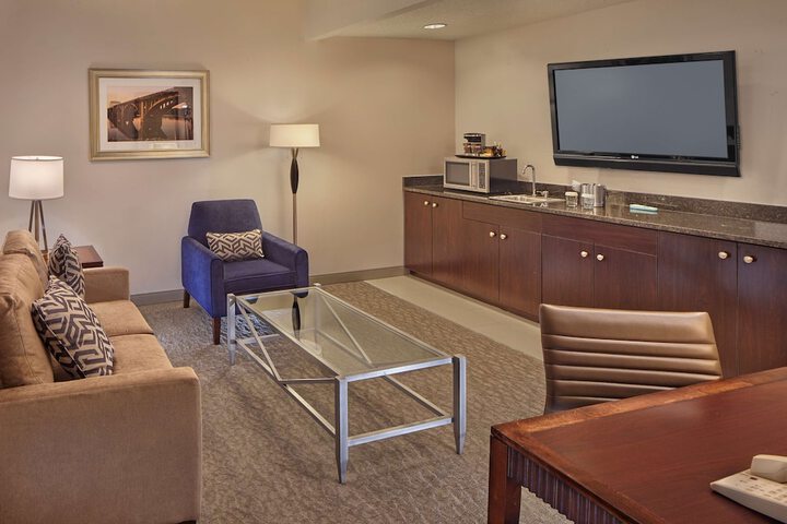 Room 27 of 53