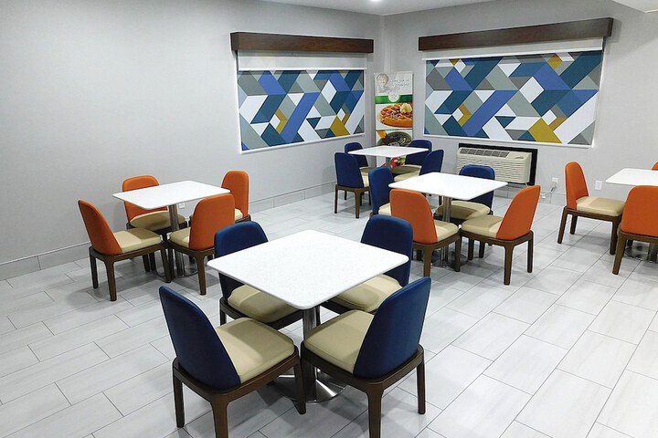 Quality Inn Pontiac