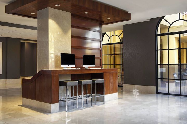 Renaissance Palm Springs Hotel