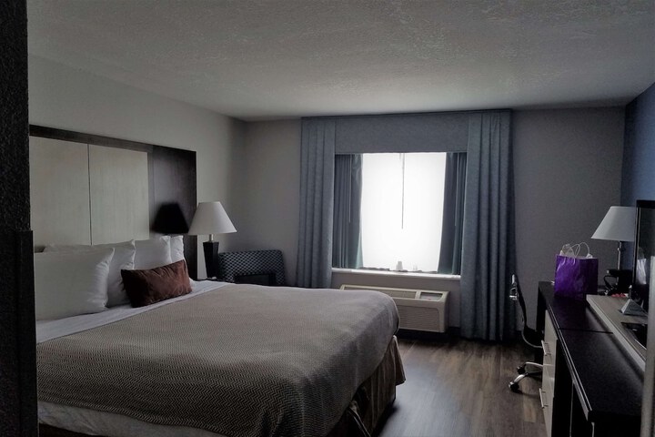 Room 12 of 31