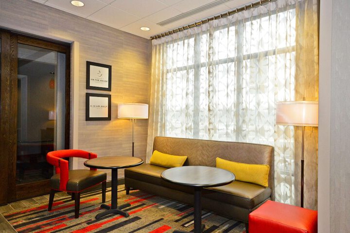 Hampton Inn Pulaski
