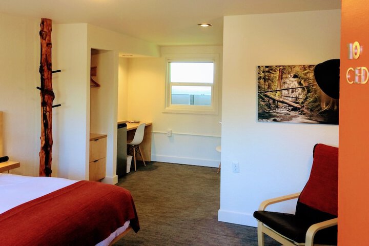 Room 17 of 68
