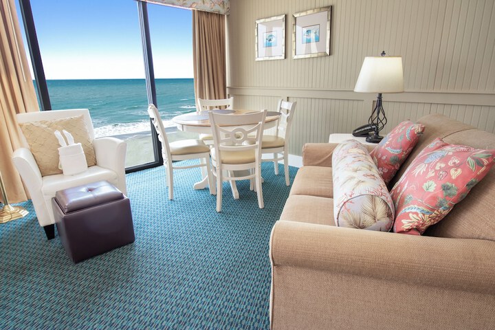 The Oceanfront Litchfield Inn