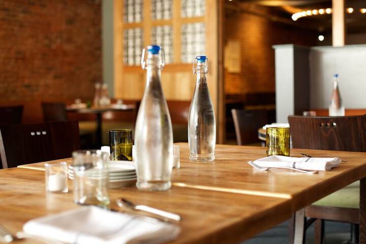 Dining 68 of 78