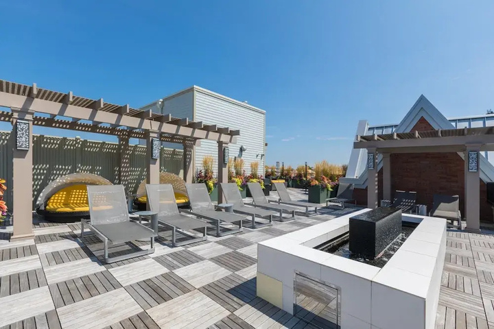Global Luxury Suites in Downtown Morristown