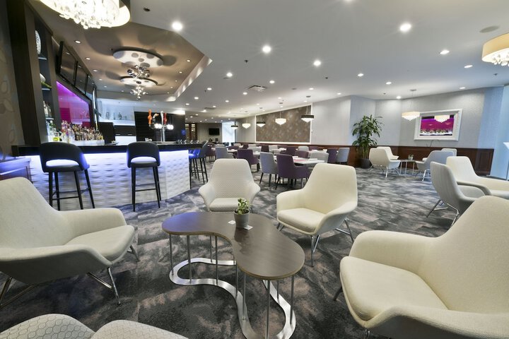 Ômage Hotel Montreal Laval, a Tribute Portfolio Hotel