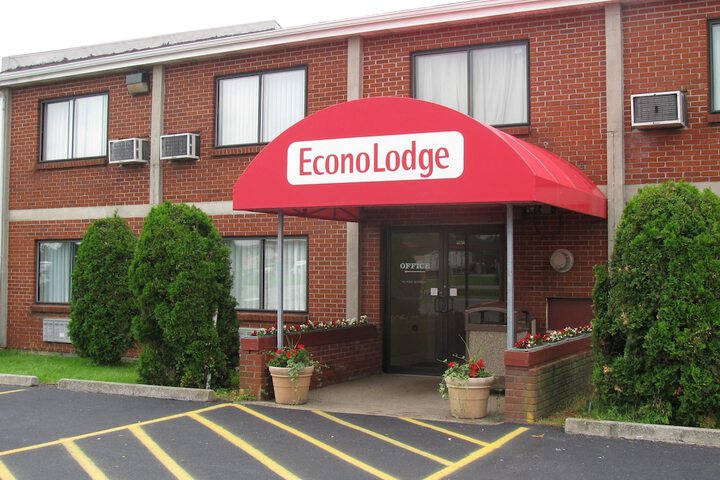 Hotel 2 of 48