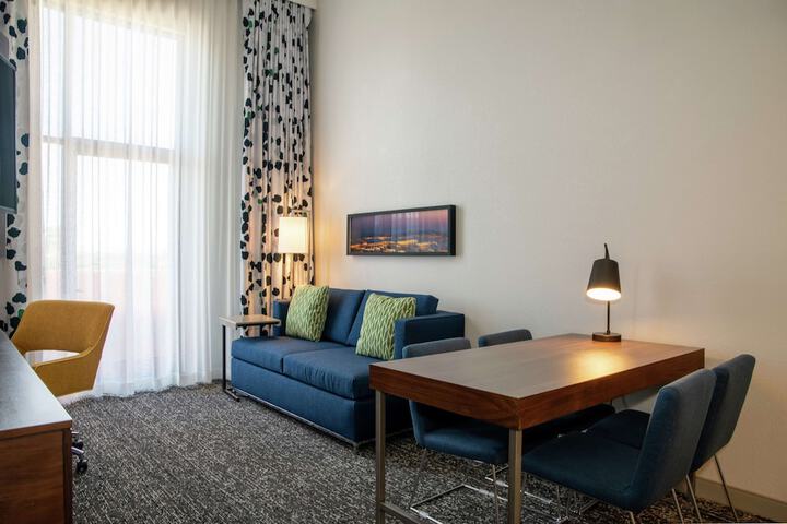 Room 45 of 66