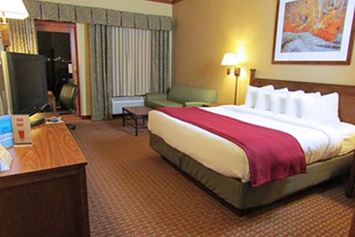 Room 30 of 49