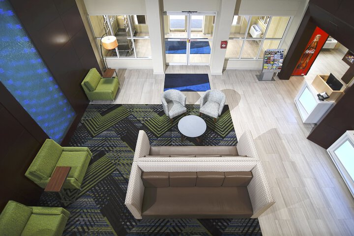 Hotel 8 of 126