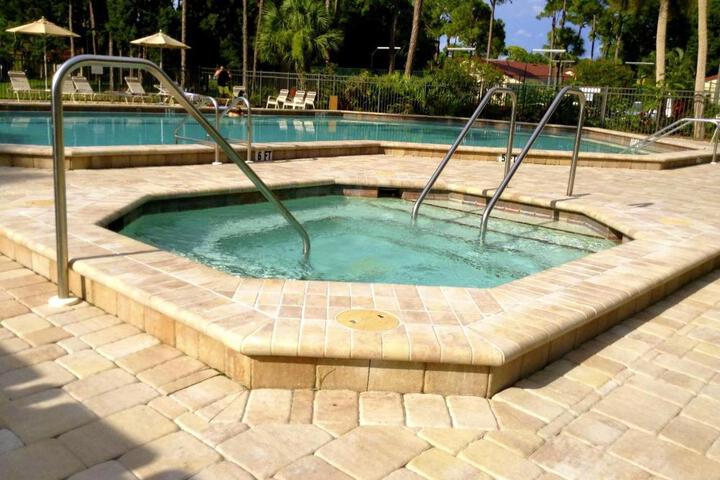LUX VILLAs on beautiful Palmer Ranch