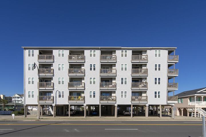 Hotel 3 of 28