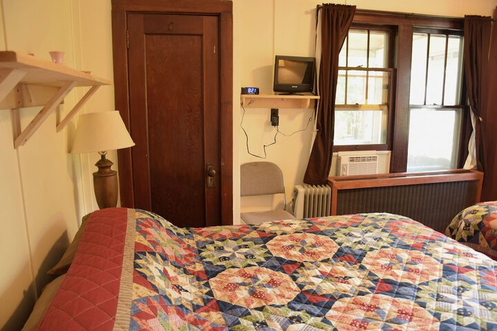 Room 92 of 156