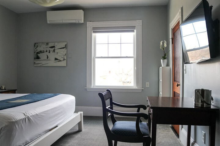Emerson Inn