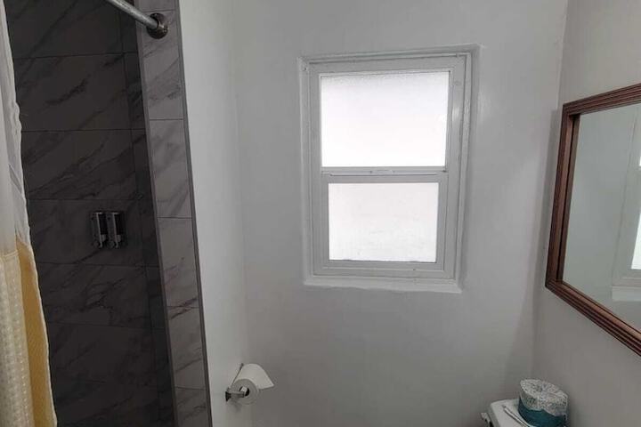 Room 7 of 14