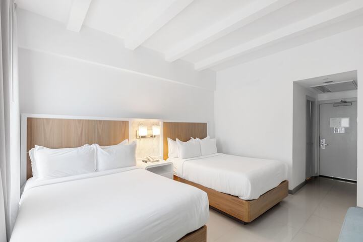 Room 16 of 35