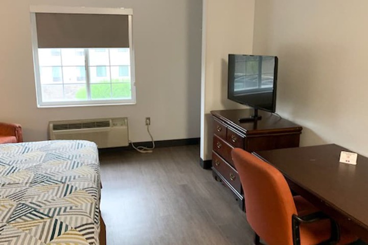 Room 30 of 41