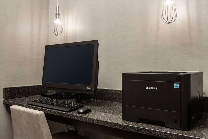 Business Center 41 of 42