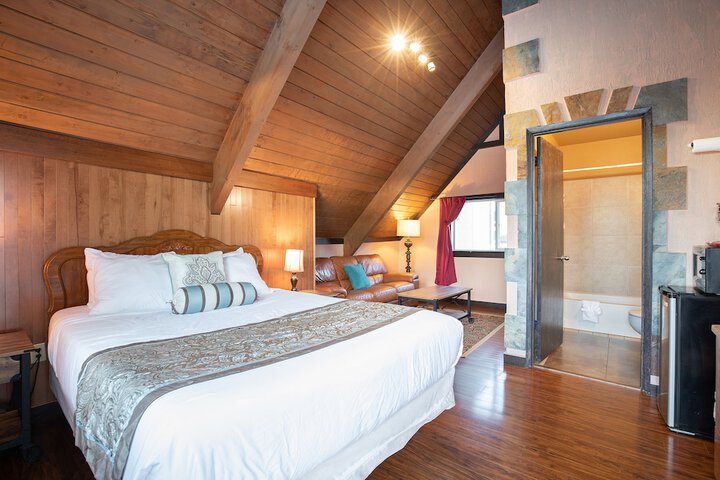 Room 43 of 50